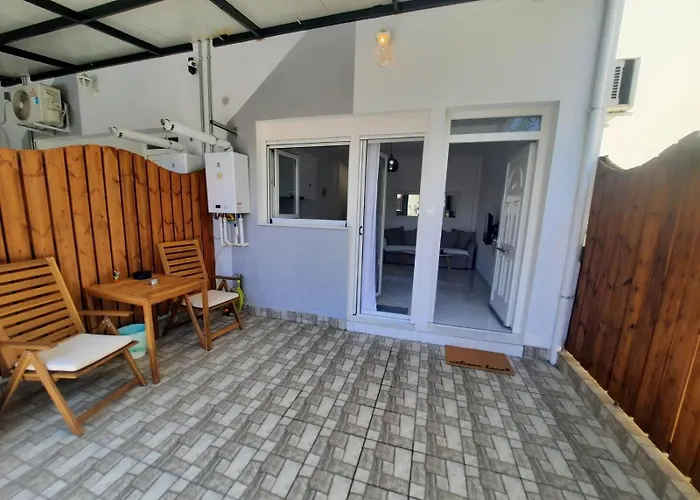House B Diavata, Thessaloniki